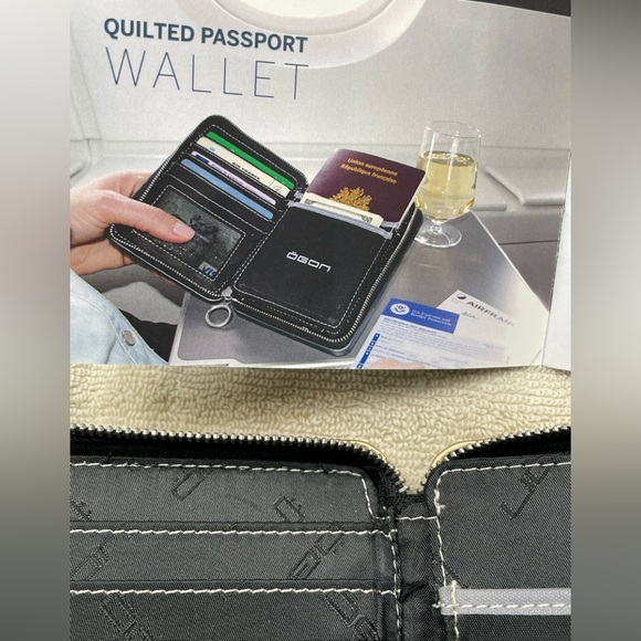 OGON Rose Gold Quilted AluminumZipper Wallet RFID - Picture 3 of 5